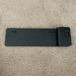 HP 2013 ultra slim docking station with plug and adapter